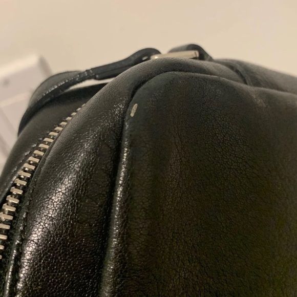 🔴SOLD🔴YSL camera bag - Picture 5 of 5